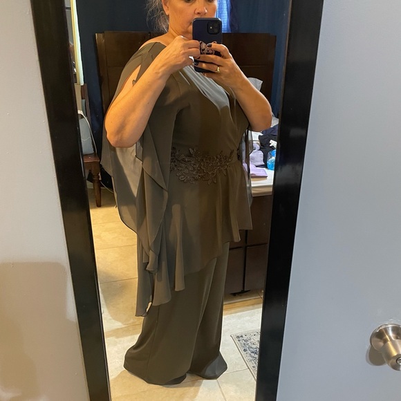 Dress jumpsuit . XL / 95%polyester/5%spandex - Picture 8 of 13